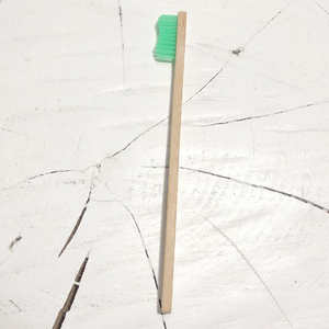 Brosse à dents en bambou pour adultes