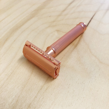 Charger l&#39;image dans la galerie, Rasoir de type &#39;&#39;papillon&#39;&#39; rosegold
